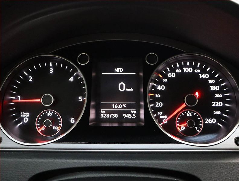Volkswagen Passat (2013) Comfortline 2.0 TDI - fotka 11 z 20