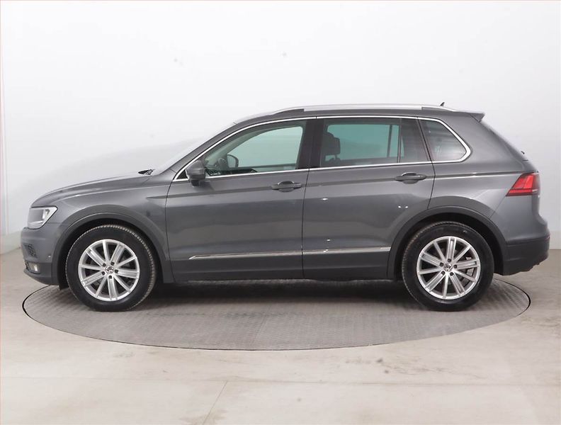 Volkswagen Tiguan (2018) 2.0 TDI, Automat, Serv.kniha - fotka 3 z 16