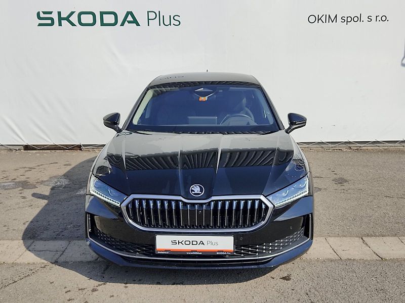 Škoda Superb (2025) L&K 2,0 Tdi 142 kw 4x4 DSg - fotka 4 z 40
