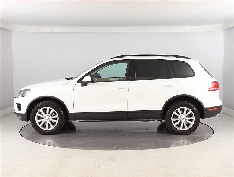 Volkswagen Touareg (2016) 3.0 TDI, 4X4, Automat - fotka 3 z 24