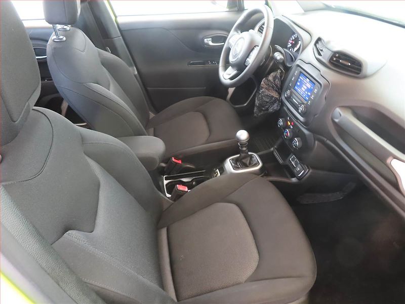 Jeep Renegade (2019) 1.0 T-GDI, Tempomat - fotka 9 z 14