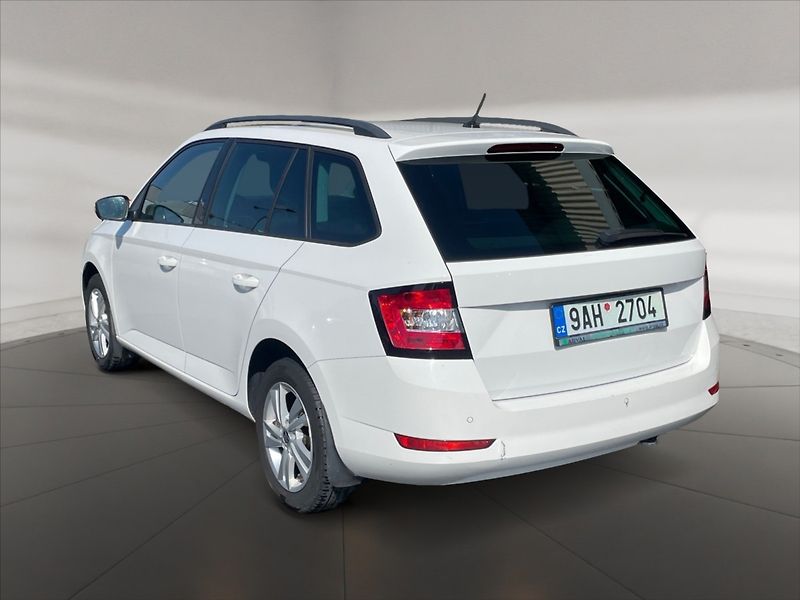 Škoda Fabia 1,0 TSI 70 Ambition - fotka 4 z 11