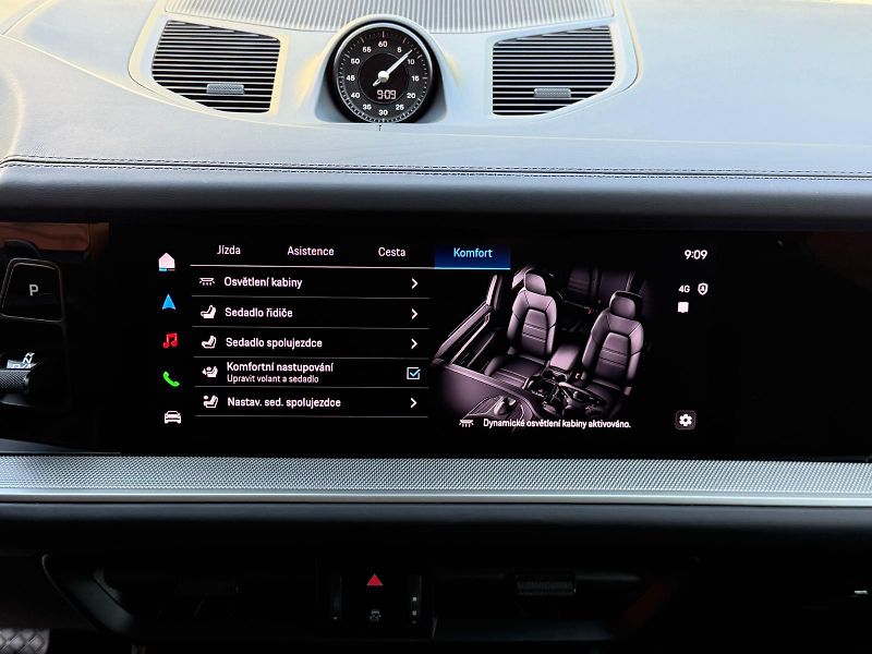 Porsche Cayenne V6-R21-PANO-NEW MODEL-LED-TAŽ. - fotka 27 z 38