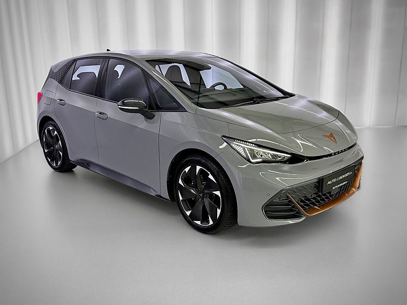 Cupra Born 150 KW / 58 KWH, ACC, LANE, FR - fotka 3 z 23