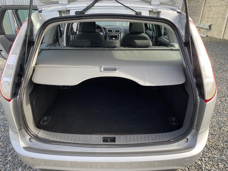 Ford Focus 2.0i 145PS LPG FORD COMBI TOP! - fotka 113 z 170
