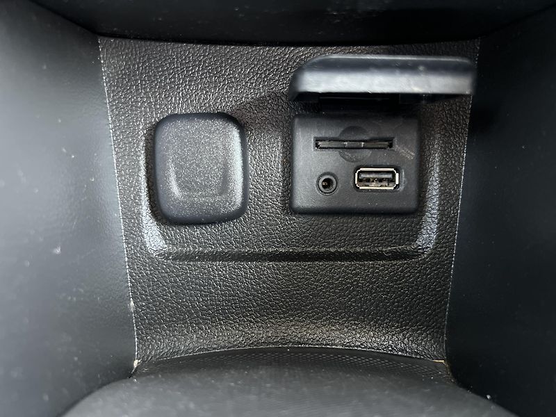 Opel Mokka 1.4T COSMO 4x4 NAVI KAMERA - fotka 24 z 44