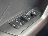 Volkswagen T-Cross (2023) 1.0 TSI DSG Life - náhled 16