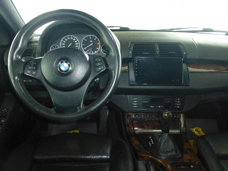 BMW X5 (2006) 3,0D*XENON**KAMERA**PANORAMA - fotka 25 z 35