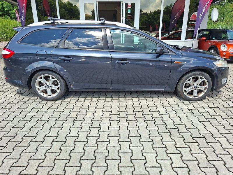 Ford Mondeo (2010) 2.2TDCi 129kW 6MAN - fotka 9 z 40