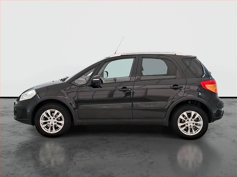 Suzuki SX4 (2013) 1.6 VVT, 4X4, ČR,1.maj - fotka 3 z 18