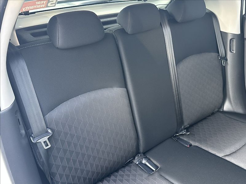 Mitsubishi Space Star 1,2 71PS  Invite A/T - fotka 20 z 53