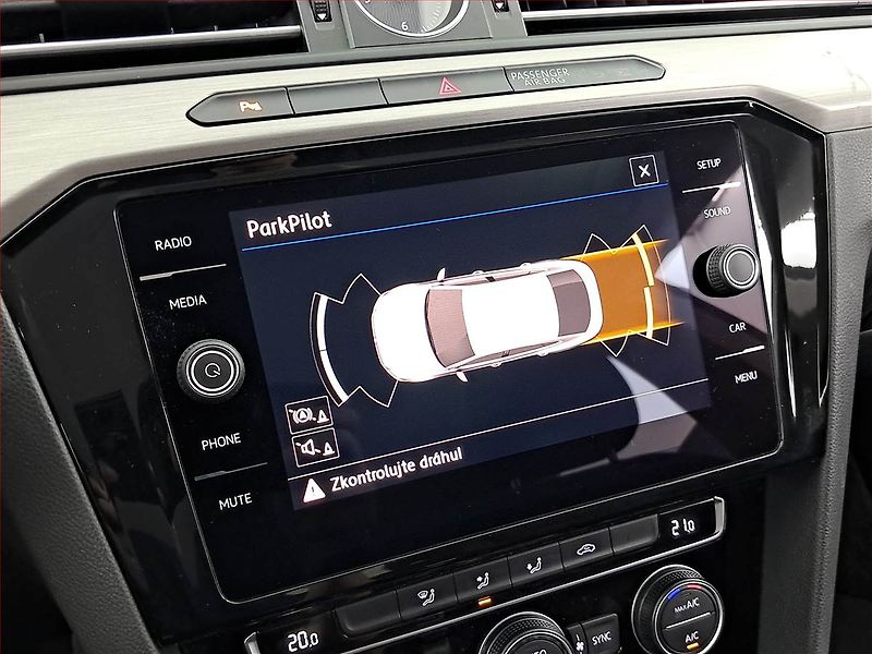 Volkswagen Arteon (2018) 1.5 TSI, Automat, Tempomat - fotka 15 z 21
