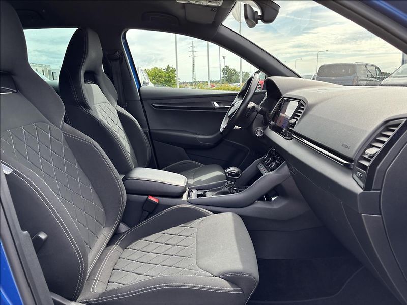 Škoda Karoq 2,0 TDI Sportline DSG ČR - fotka 16 z 41