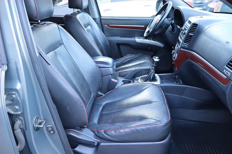 Hyundai Santa Fe (2007) 2.2 CRDi, 4X4, Serv.kniha - fotka 9 z 20