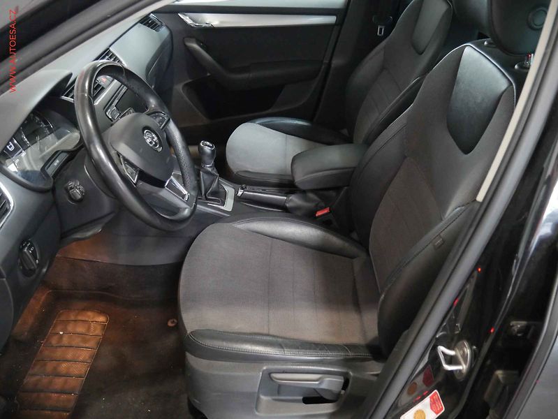 Škoda Octavia (2016) 1.4 TSi, 2.maj, AC, bixen - fotka 9 z 19