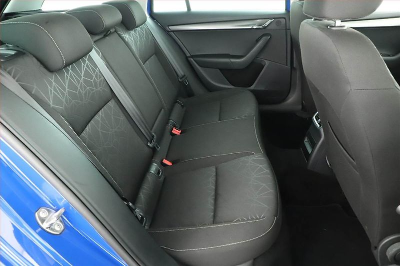 Škoda Octavia (2018) Elegance 2.0 TDI, Automat - fotka 7 z 15