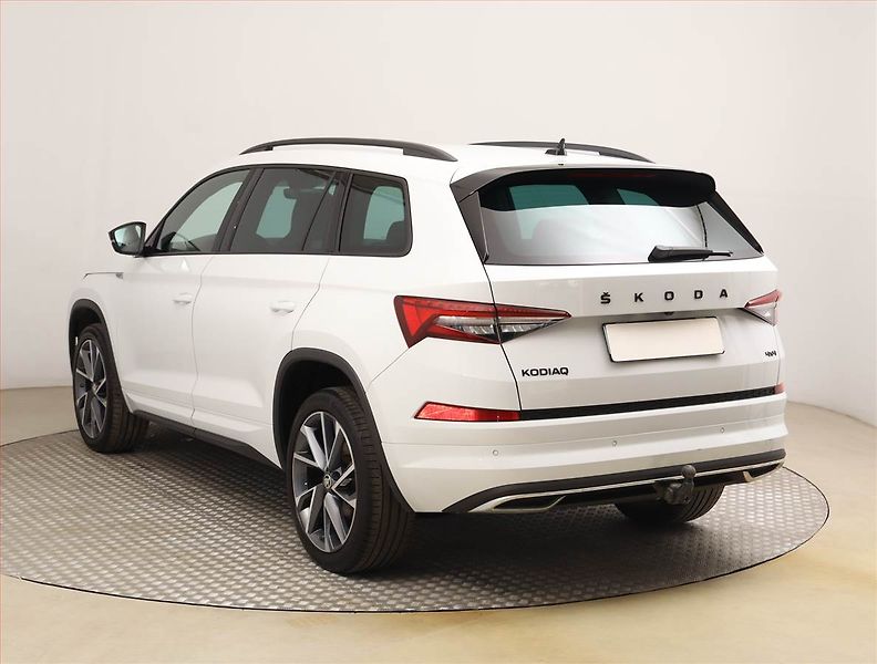 Škoda Kodiaq (2023) 2.0 TSI - fotka 4 z 32
