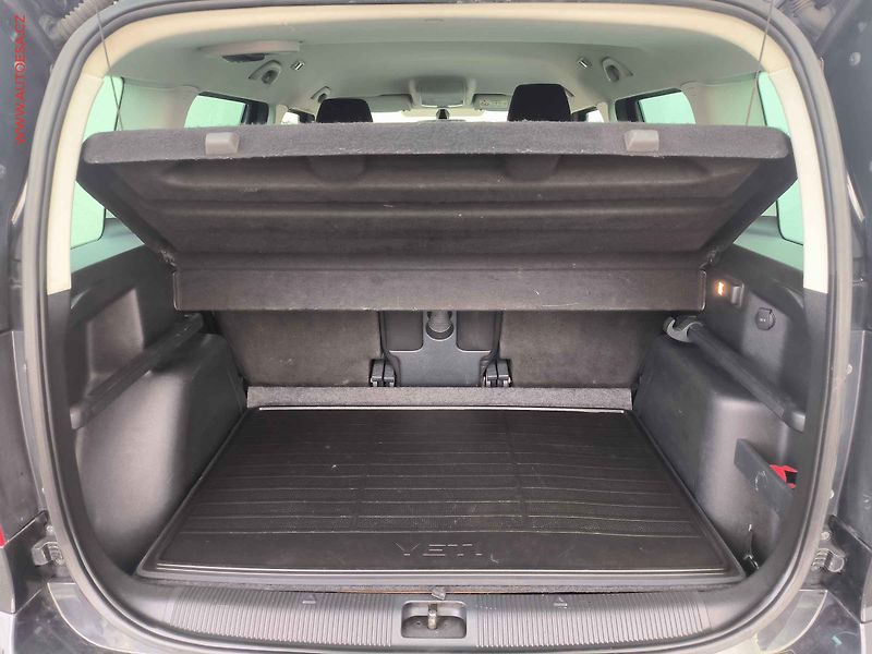Škoda Yeti (2016) 2.0 TDi, Joy, AC, TZ, park - fotka 7 z 18
