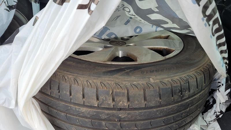 Citroën C4 Picasso (2010) 1,6 HDI PŮVOD ČR - fotka 15 z 23