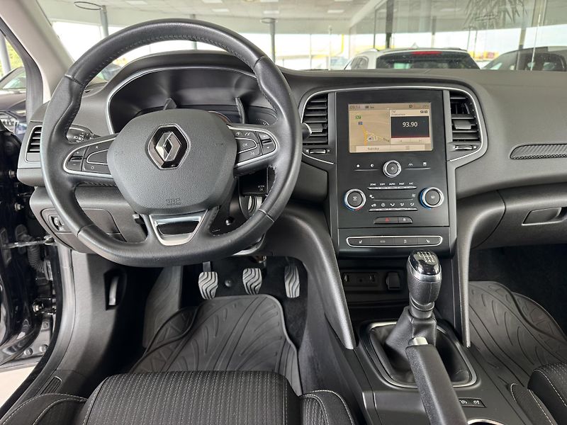 Renault Mégane 1,2TCe 96kW*Tempomat*LED*Navi - fotka 9 z 34