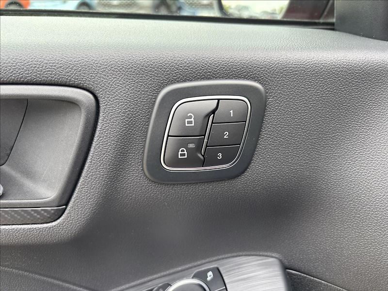 Ford Kuga 1,5 EcoBoost 111kW ST-Line X - fotka 27 z 40