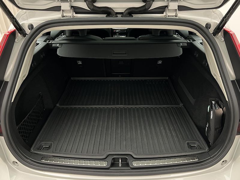 Volvo V60 T5 INSCRIPTION AUT - fotka 5 z 46