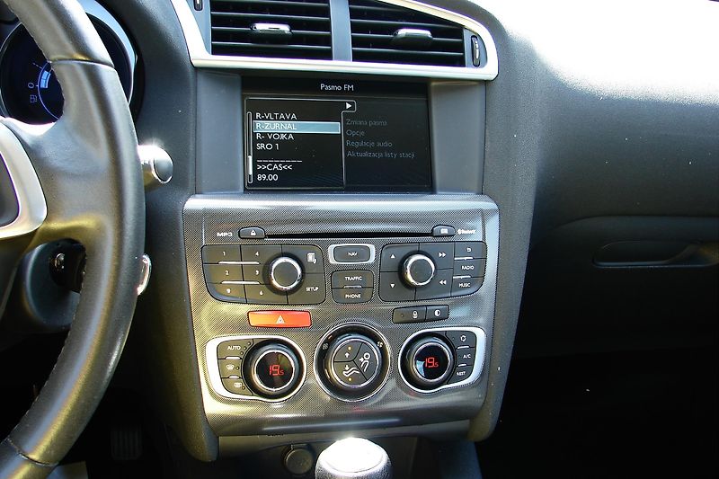 Citroën C4 II. 1.6 VTi 120PS NAVI-ZADÁN!  - fotka 23 z 34