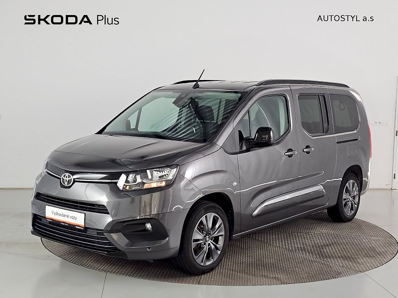 Toyota ProAce City Verso (2024) Long 1.2T FAMILY - fotka 1 z 30