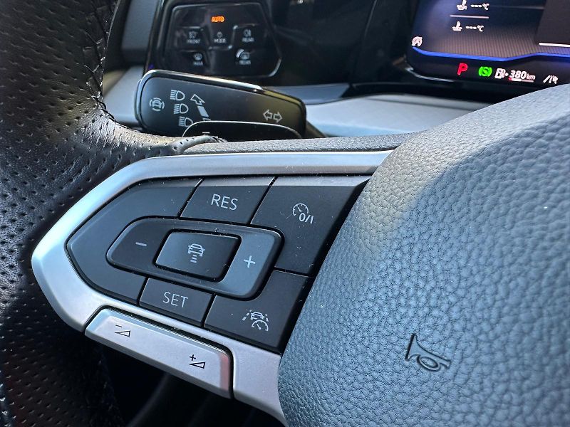 Volkswagen Golf (2022) ALLTRACK 2.0TDI/147kW *H&K* - fotka 9 z 47