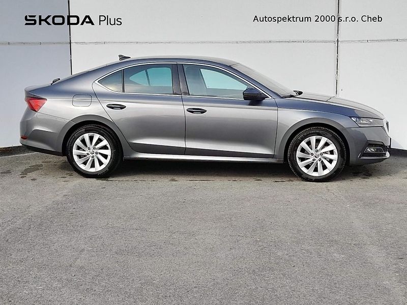 Škoda Octavia Style Plus Navi 1.5 TSI 110kW - fotka 16 z 28