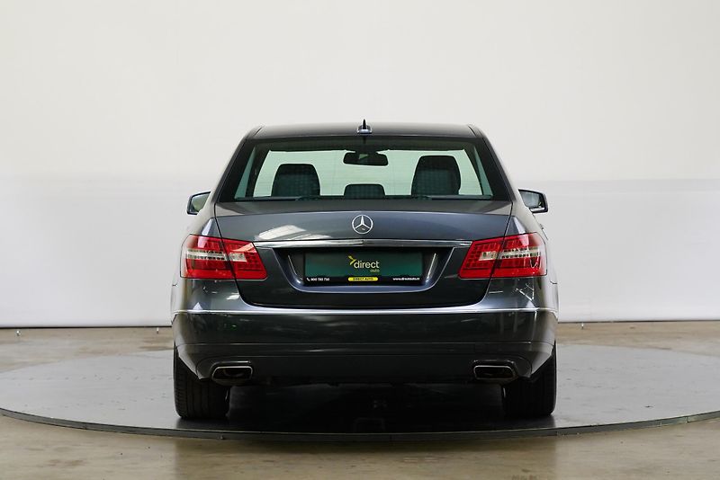 Mercedes-Benz Třídy E - fotka 6 z 23