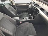 Volkswagen Passat (2017) Highline 2.0 TDI, Serv.kniha - náhled 9