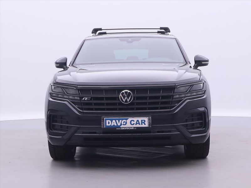Volkswagen Touareg 3,0 R-Line Tiptronic CZ DPH - fotka 2 z 31