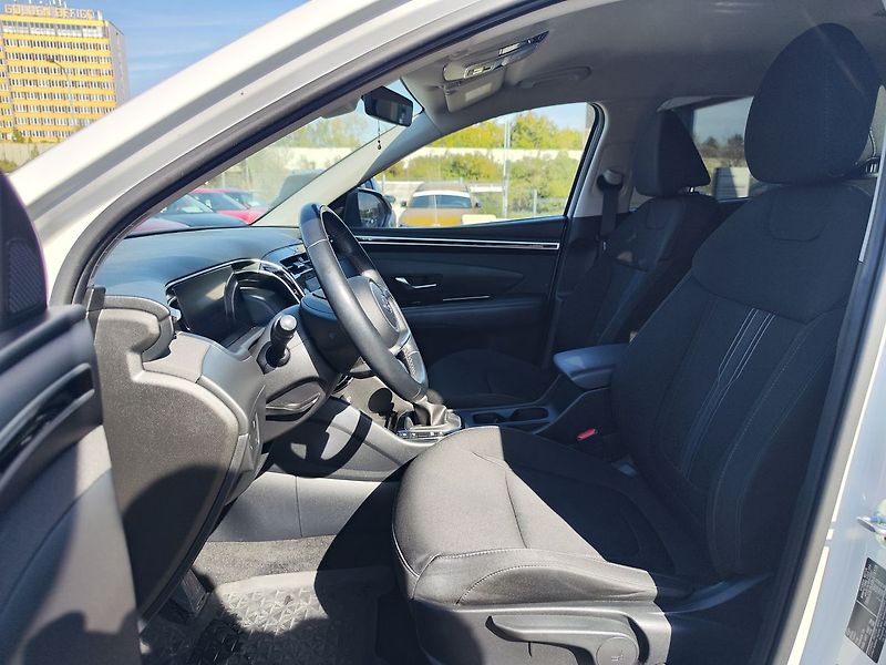 Hyundai Tucson 1.6 T-GDI/110kW Smart - fotka 13 z 33