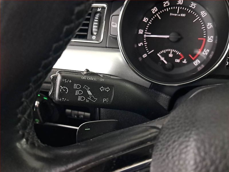 Škoda Superb (2014) 2.0 TDI, 4X4, Automat, Kůže - fotka 22 z 24