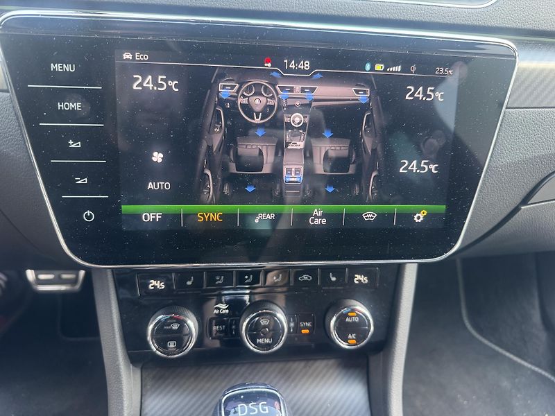 Škoda Superb (2019) 2,0TSi DSG 4x4 SPORTLINE - fotka 19 z 24