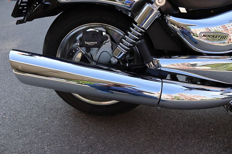 Triumph Rocket III Classic (2007) ROCKET III  K prodeji !! - fotka 14 z 20