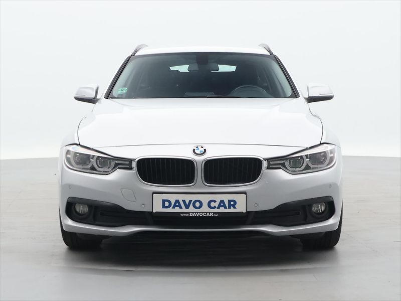 BMW Řada 3 2,0 318da 110kW Advantage - fotka 2 z 28