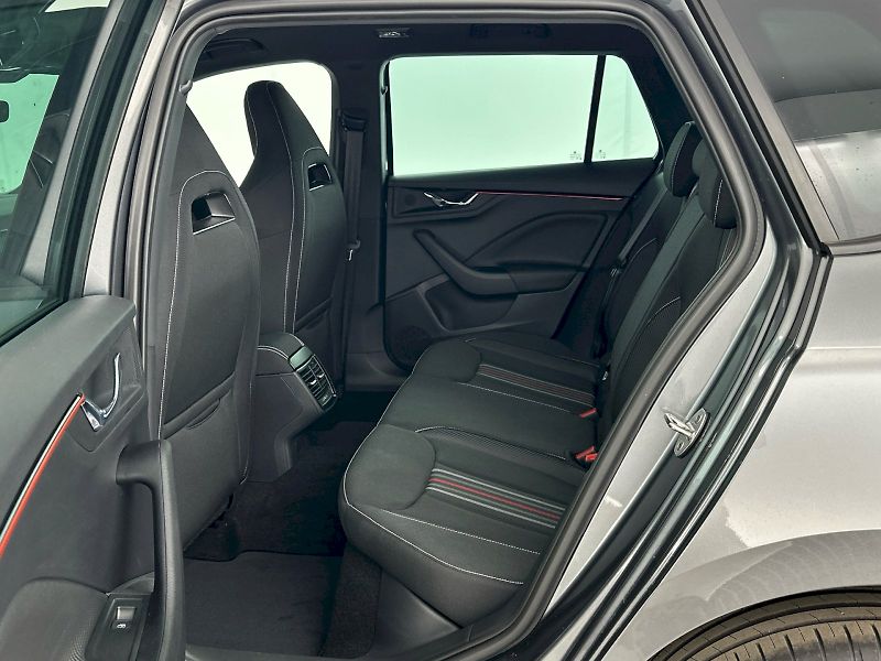 Škoda Kamiq (2025) DSG 1.0TSI 85kW Monte Carlo - fotka 8 z 31