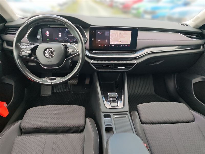 Škoda Octavia 2,0 TDI Style DSG - fotka 9 z 11