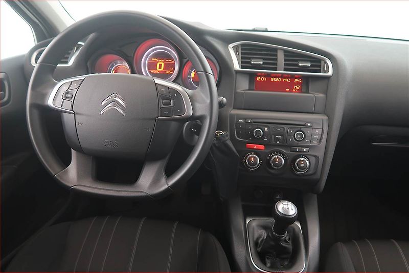 Citroën C4 (2013) 1.4 16V, Tempomat - fotka 7 z 15