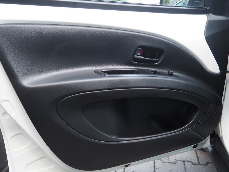 Toyota Aygo (2022) X 1.0 VVTI LPG - fotka 7 z 33