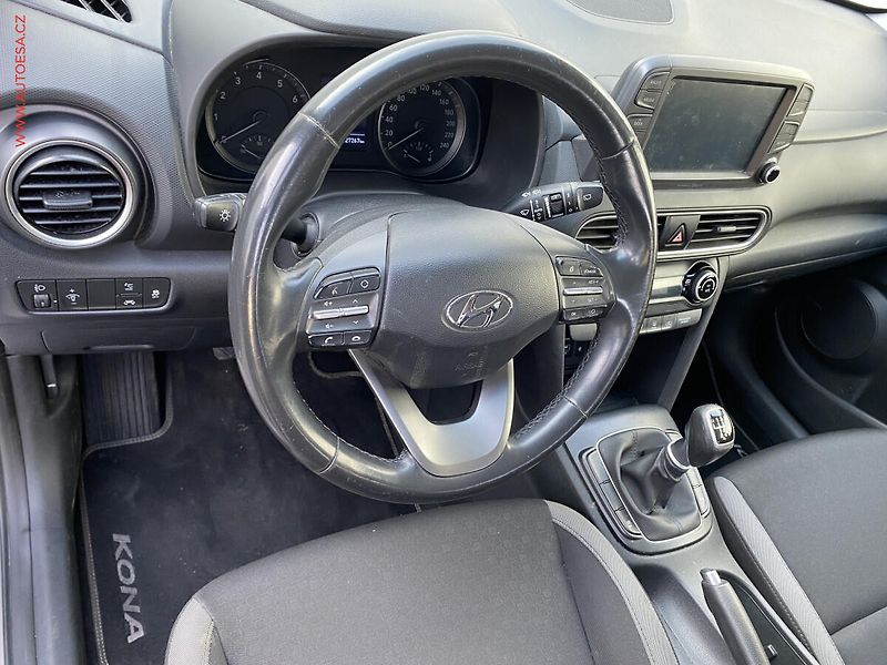 Hyundai Kona (2018) 1.0 T-GDi, Navi, kamera - fotka 13 z 20