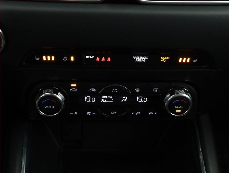 Mazda CX-5 (2017) Revolution TOP 2.0 Skyactiv-G - fotka 13 z 19