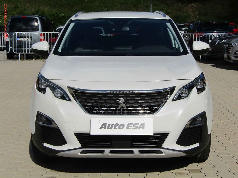 Peugeot 3008 (2019) 1.5HDi, 2.maj,ČR, AT, navi - fotka 2 z 17