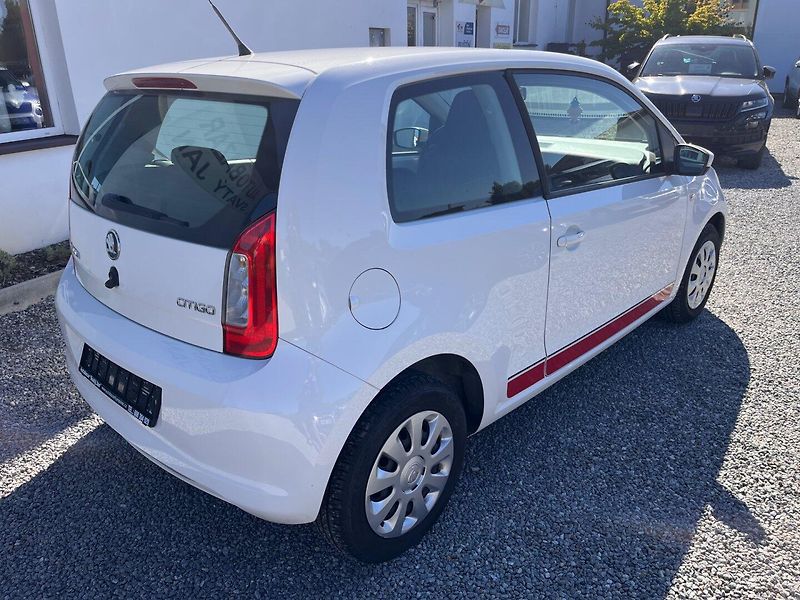 Škoda Citigo (2012) 1.0 i Velmi pěkný+zimaky - fotka 2 z 24