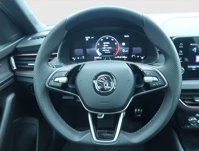 Škoda Kamiq (2024) Monte Carlo 1.0 TSI - fotka 15 z 19
