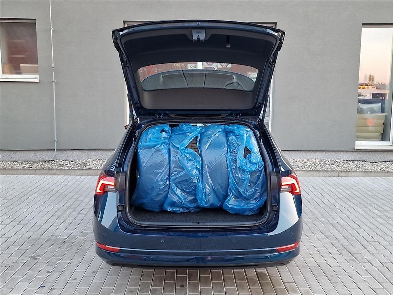 Škoda Octavia 1.4 TSI iV DSG Style,ČR,1.Maj - fotka 40 z 50