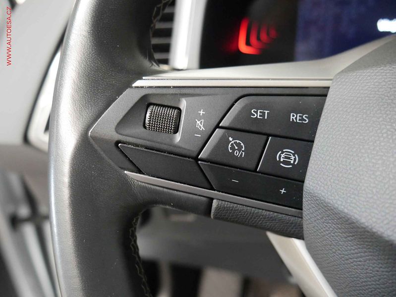 Seat Ateca (2024) 1.5 TSi, LED, navi - fotka 22 z 27