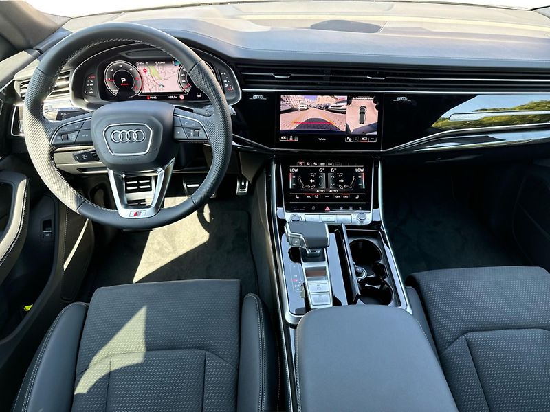 Audi Q8 50 TDI quattro - fotka 10 z 28